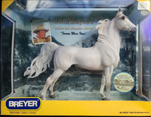 Load image into Gallery viewer, Breyer &quot;Duke&quot; The Wonder Horse #300307 NEW NRFB 1:9 Scale John Wayne
