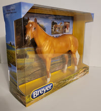Load image into Gallery viewer, Breyer The Ideal Series - Palomino #1836
