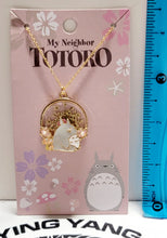 Load image into Gallery viewer, Totoro Dried Flower Necklace

