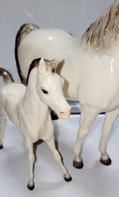 Load image into Gallery viewer, Breyer Family Arabian Mare and Foal #10
