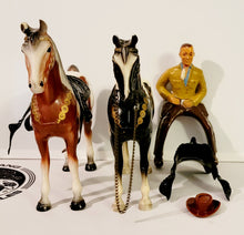 Load image into Gallery viewer, Breyer #342 Western Pony and Cowboy, complete with extra
