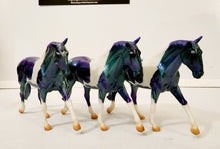 Load image into Gallery viewer, Breyer Holiday Stablemate Irish Draft 2022
